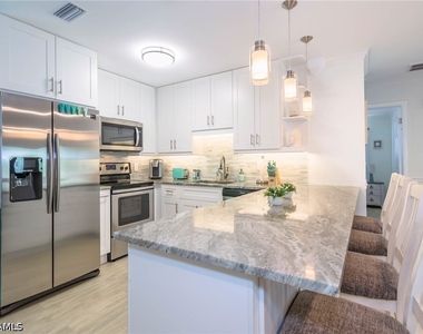 28 Constitution Drive - Photo Thumbnail 15