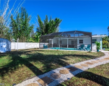 28 Constitution Drive - Photo Thumbnail 7