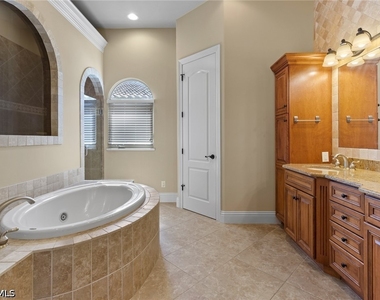 27806 Forester Drive W - Photo Thumbnail 24