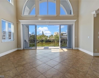 27806 Forester Drive W - Photo Thumbnail 3