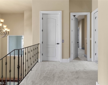 27806 Forester Drive W - Photo Thumbnail 15