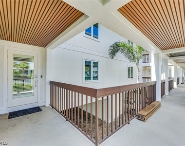 225 5th Avenue S - Photo Thumbnail 24