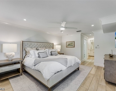 225 5th Avenue S - Photo Thumbnail 12