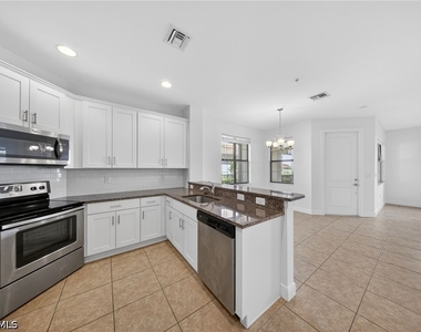1435 Santiago Circle Sw - Photo Thumbnail 6