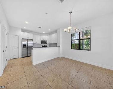 1435 Santiago Circle Sw - Photo Thumbnail 5