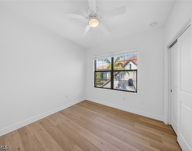 1435 Santiago Circle Sw - Photo Thumbnail 10