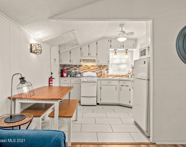 603 E New Haven Avenue - Photo Thumbnail 7