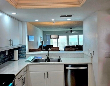 1095 N Highway A1a - Photo Thumbnail 5