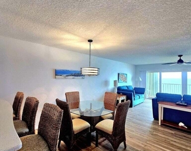 1095 N Highway A1a - Photo Thumbnail 4