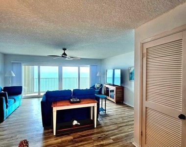 1095 N Highway A1a - Photo Thumbnail 3