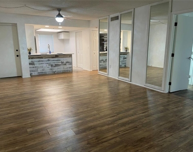103 Palmetto Court - Photo Thumbnail 26