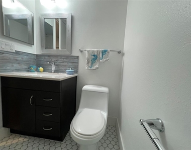 103 Palmetto Court - Photo Thumbnail 22