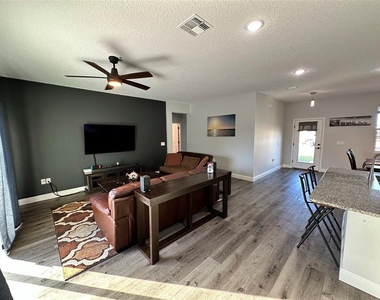 1361 Sacramento Street - Photo Thumbnail 9