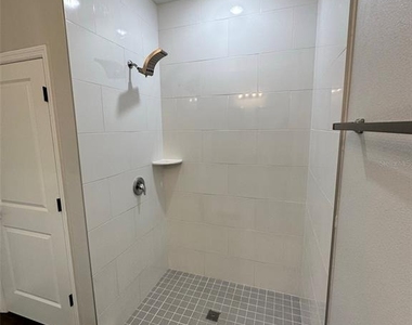1361 Sacramento Street - Photo Thumbnail 16