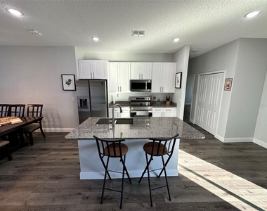 1361 Sacramento Street - Photo Thumbnail 3