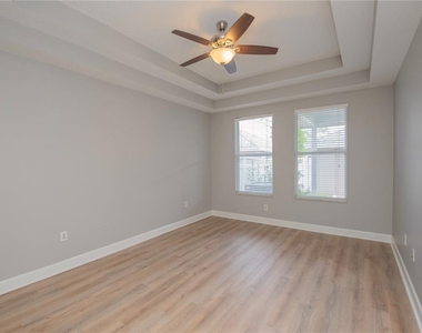 10109 Hayfield Way - Photo Thumbnail 9