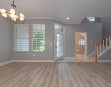 10109 Hayfield Way - Photo Thumbnail 1