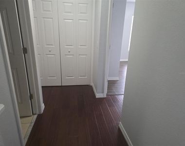 240 Hardcastle Place - Photo Thumbnail 3