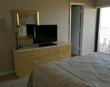 1230 Gulf Boulevard - Photo Thumbnail 6