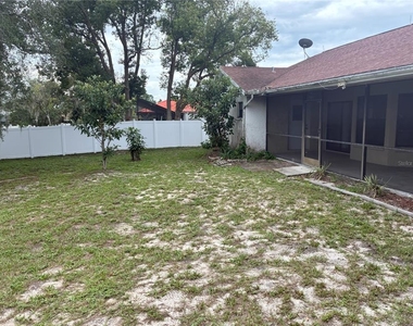 2378 Comerwood Drive - Photo Thumbnail 16