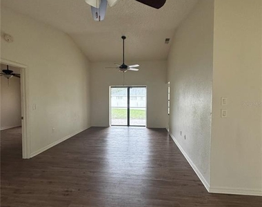 2378 Comerwood Drive - Photo Thumbnail 2
