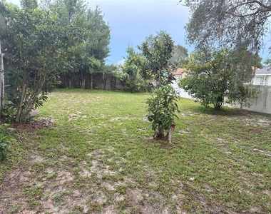 2378 Comerwood Drive - Photo Thumbnail 17