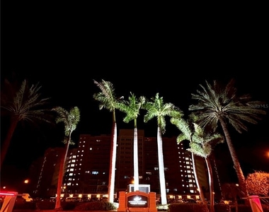 880 Mandalay Avenue - Photo Thumbnail 22