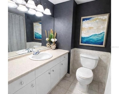 880 Mandalay Avenue - Photo Thumbnail 32