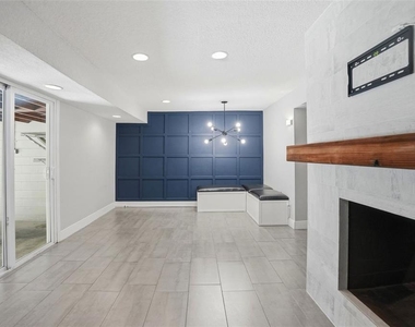 727 N Himes Avenue - Photo Thumbnail 38