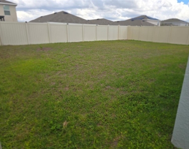16706 Sunburst Lake Street - Photo Thumbnail 12