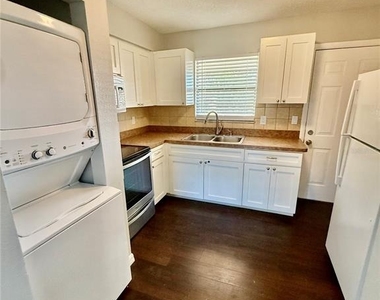 8124 Cormel Street - Photo Thumbnail 7