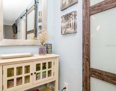826 11th Avenue S - Photo Thumbnail 5