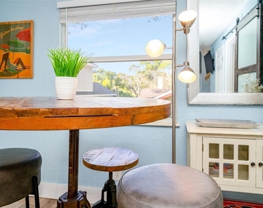 826 11th Avenue S - Photo Thumbnail 4