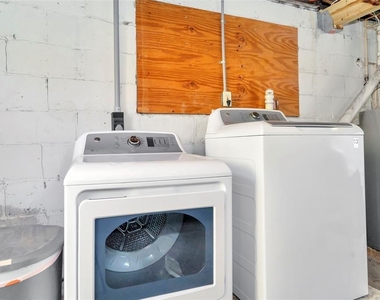 826 11th Avenue S - Photo Thumbnail 21