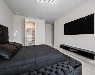 13201 Aylesbury Street - Photo Thumbnail 47
