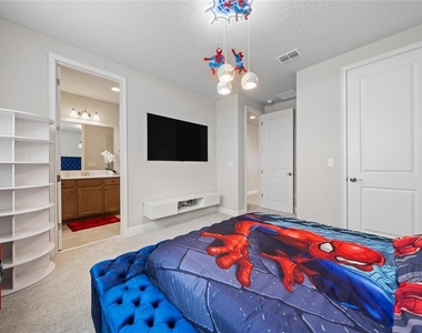 13201 Aylesbury Street - Photo Thumbnail 35