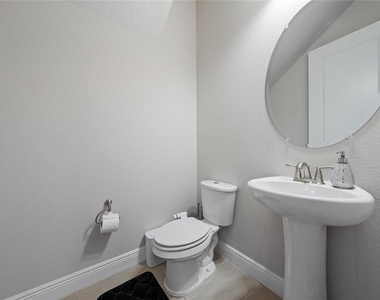 13201 Aylesbury Street - Photo Thumbnail 19