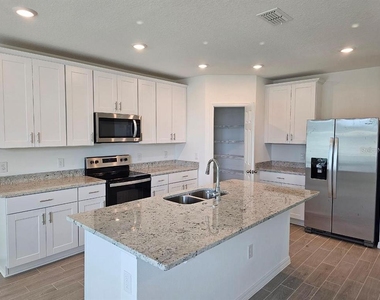 5309 Maddie Drive - Photo Thumbnail 4