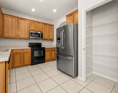 2842 Grasmere View Parkway - Photo Thumbnail 8
