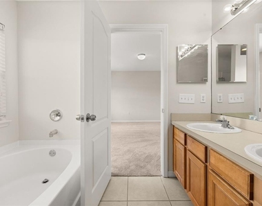 2842 Grasmere View Parkway - Photo Thumbnail 31