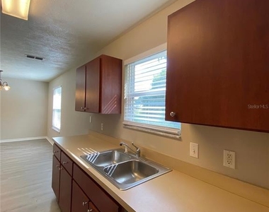 5890 Se 119th Place - Photo Thumbnail 4