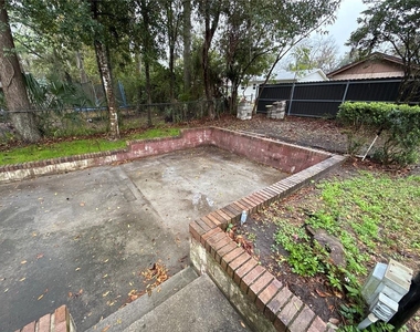 1706 Ne 4th Street - Photo Thumbnail 21