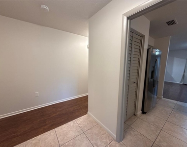 1706 Ne 4th Street - Photo Thumbnail 9