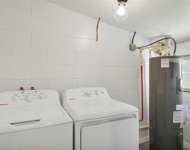 448 Ridge Drive - Photo Thumbnail 15