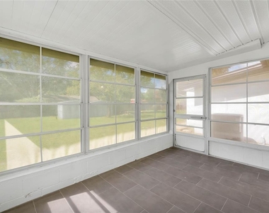 448 Ridge Drive - Photo Thumbnail 10