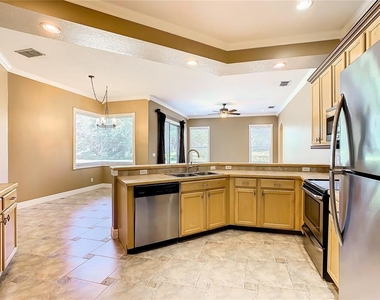 4925 Brightmour Circle - Photo Thumbnail 20
