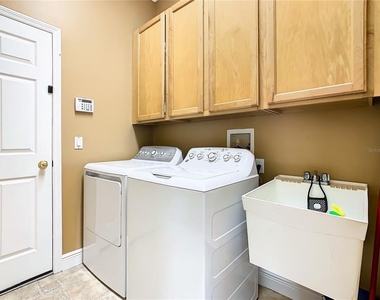 4925 Brightmour Circle - Photo Thumbnail 46