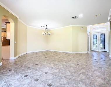 4925 Brightmour Circle - Photo Thumbnail 11