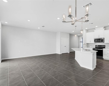 598 Astera Winds Lane - Photo Thumbnail 8