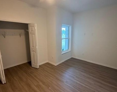 4123 Mandarin Road - Photo Thumbnail 7